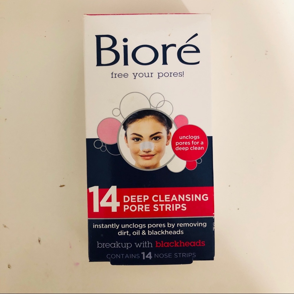7 BIORÉ deep cleaning pore strips